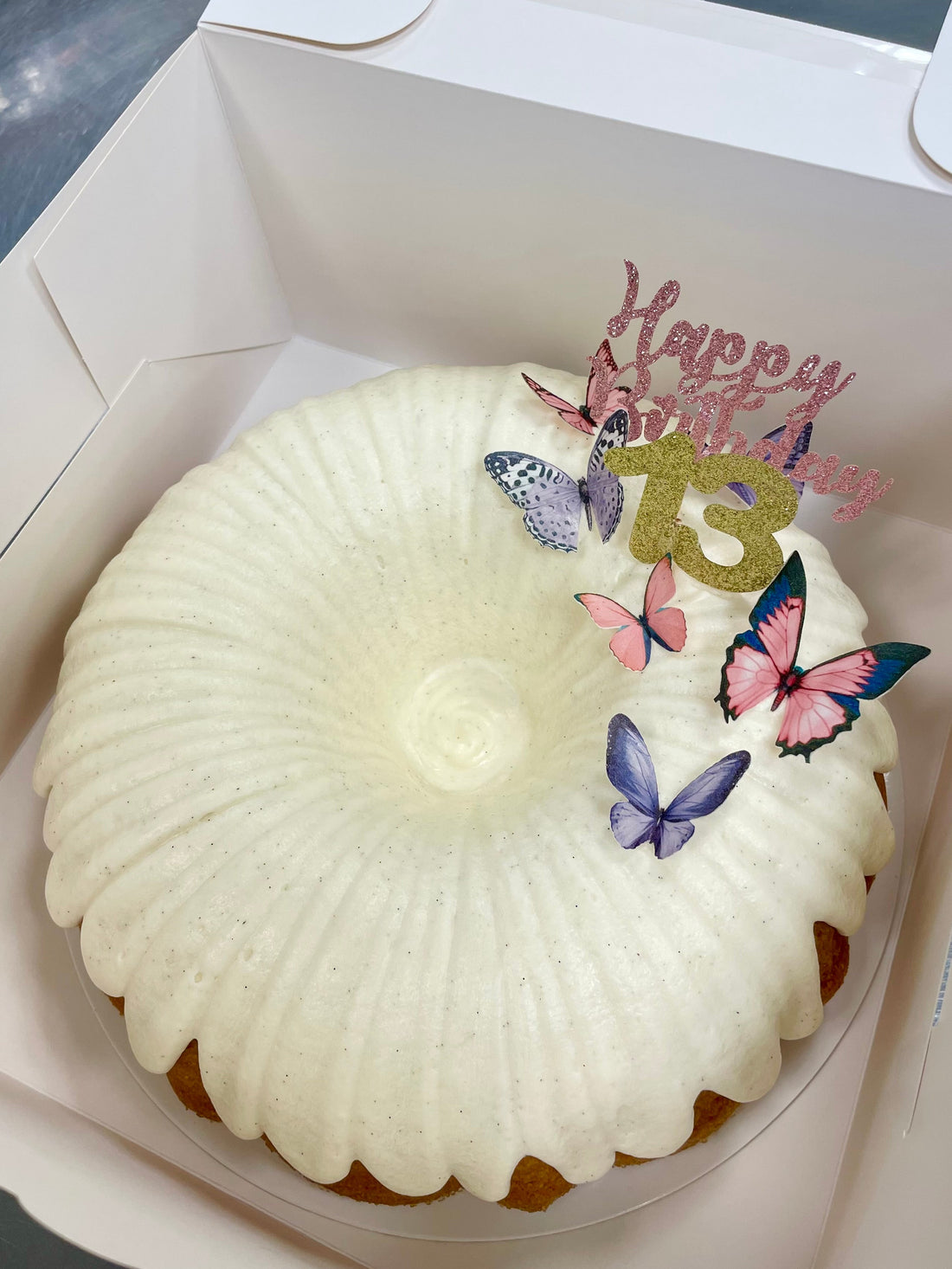 Cream Cheese Vanilla Bean Pound Cake - Full Bundt