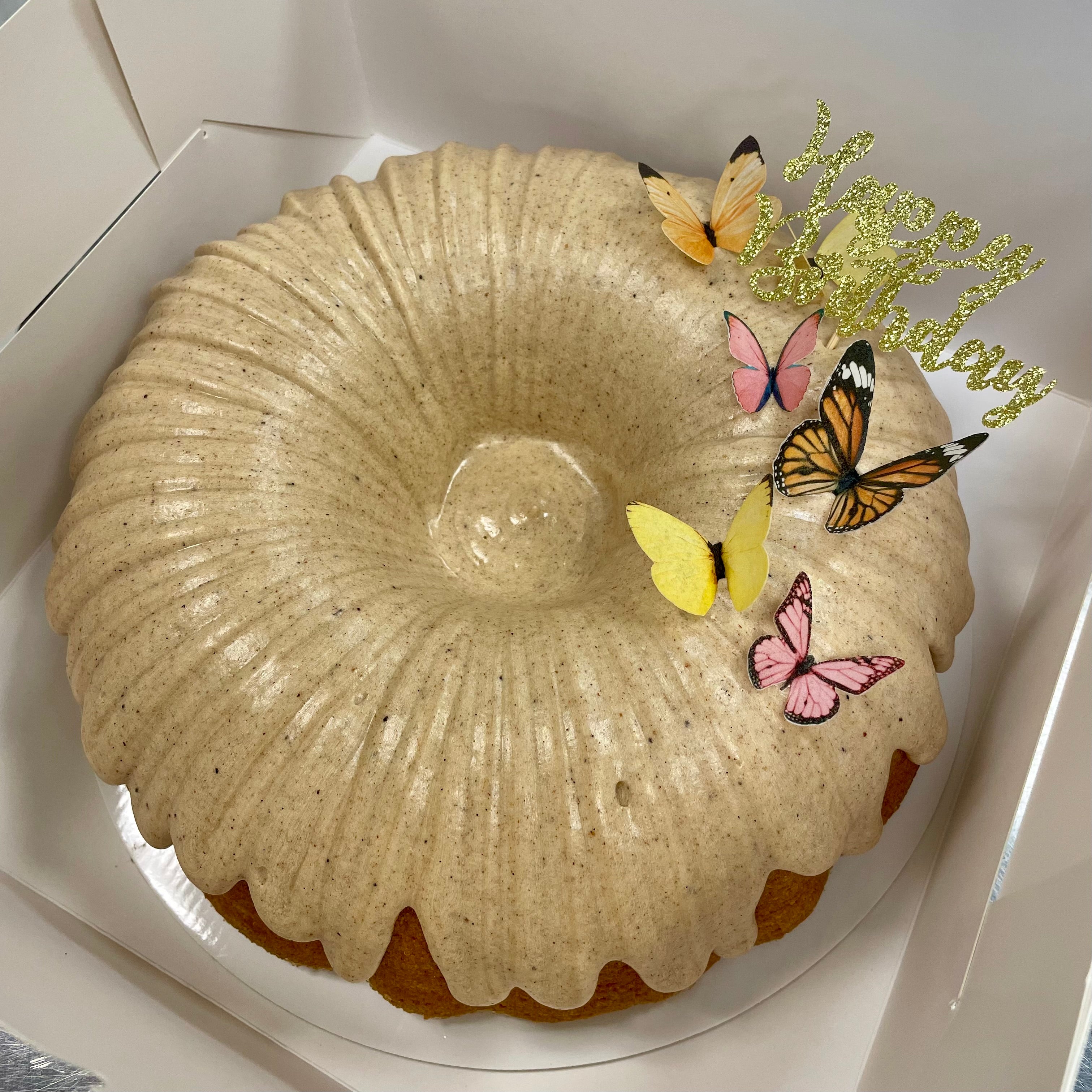 Cream Cheese Vanilla Bean Pound Cake - Full Bundt