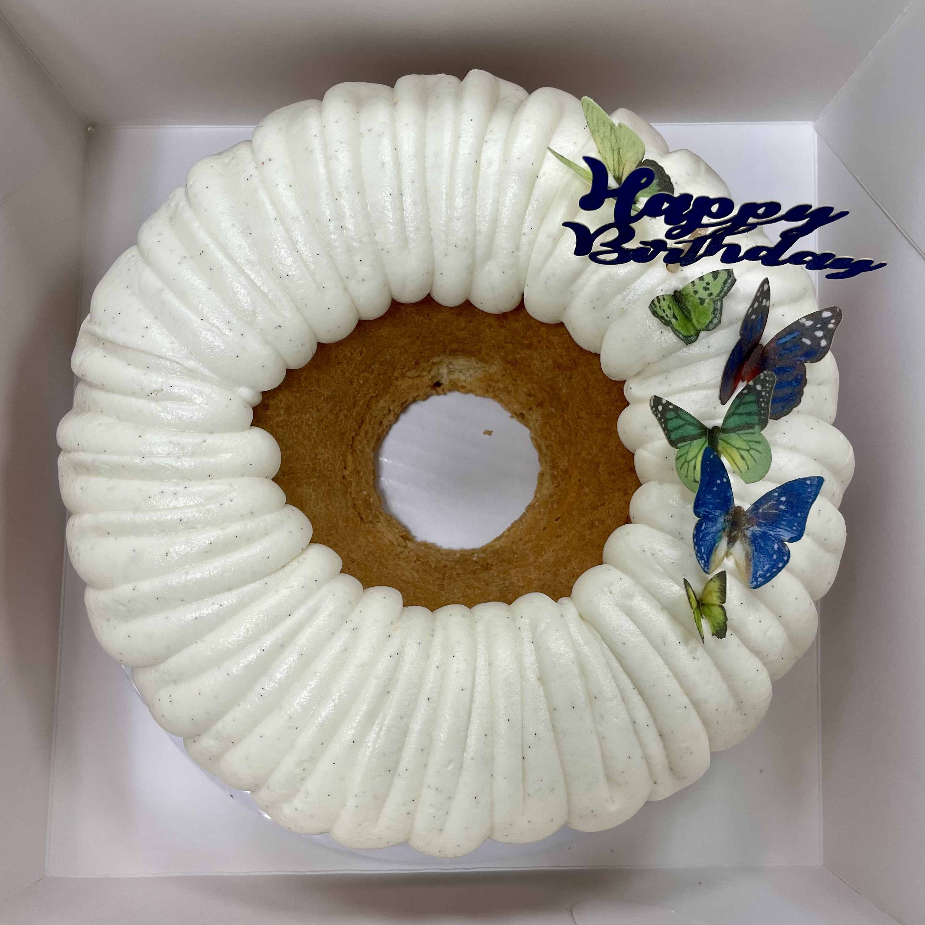 Cream Cheese Vanilla Bean Pound Cake - Full Bundt